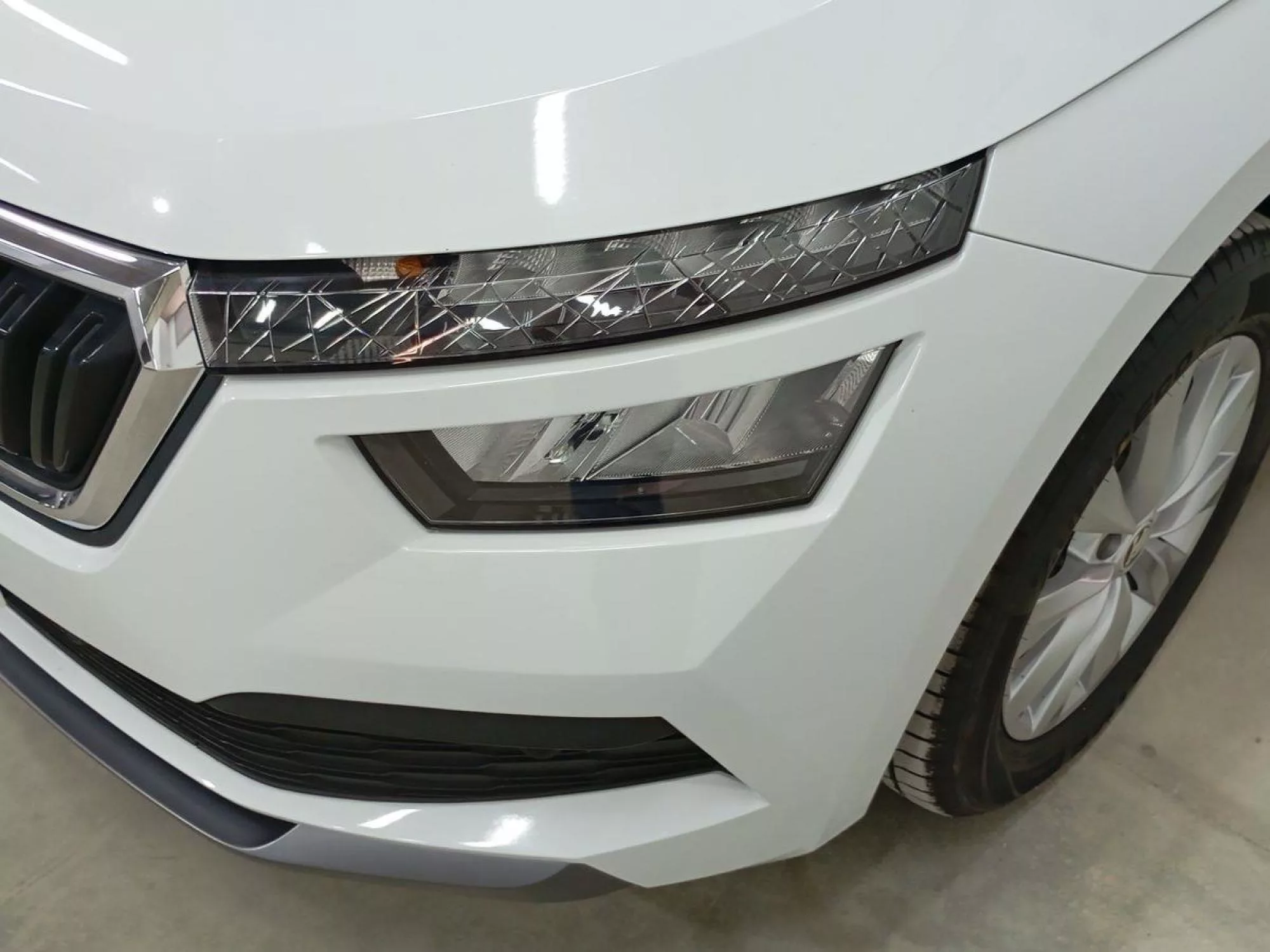 SKODA KAMIQ Gasolina 2022 segunda-mano Jaén
