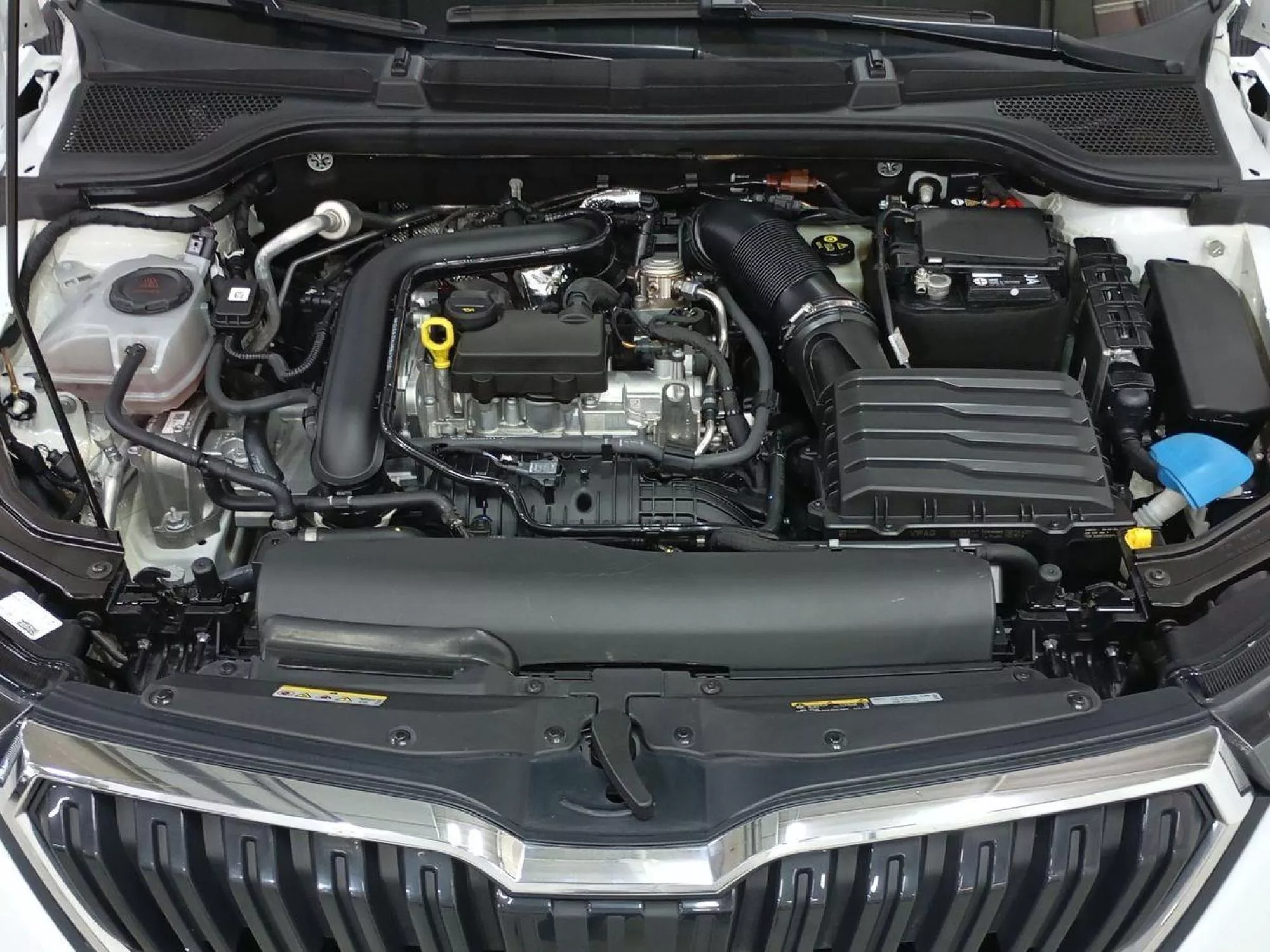 SKODA KAMIQ Gasolina 2022 segunda-mano Jaén