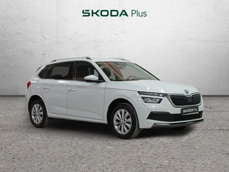 SKODA KAMIQ Gasolina 2022 segunda-mano Jaén