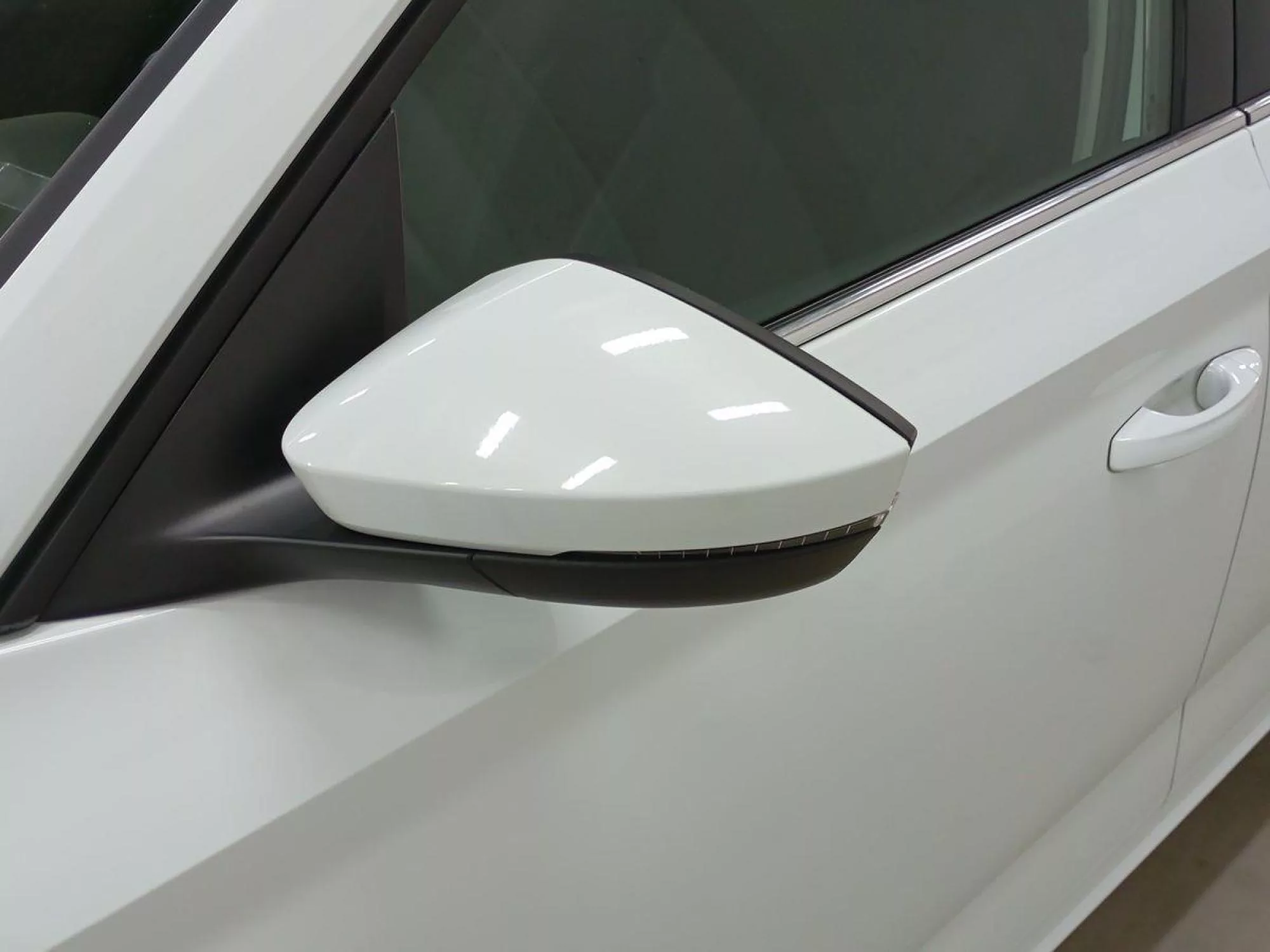 SKODA KAMIQ Gasolina 2022 segunda-mano Jaén