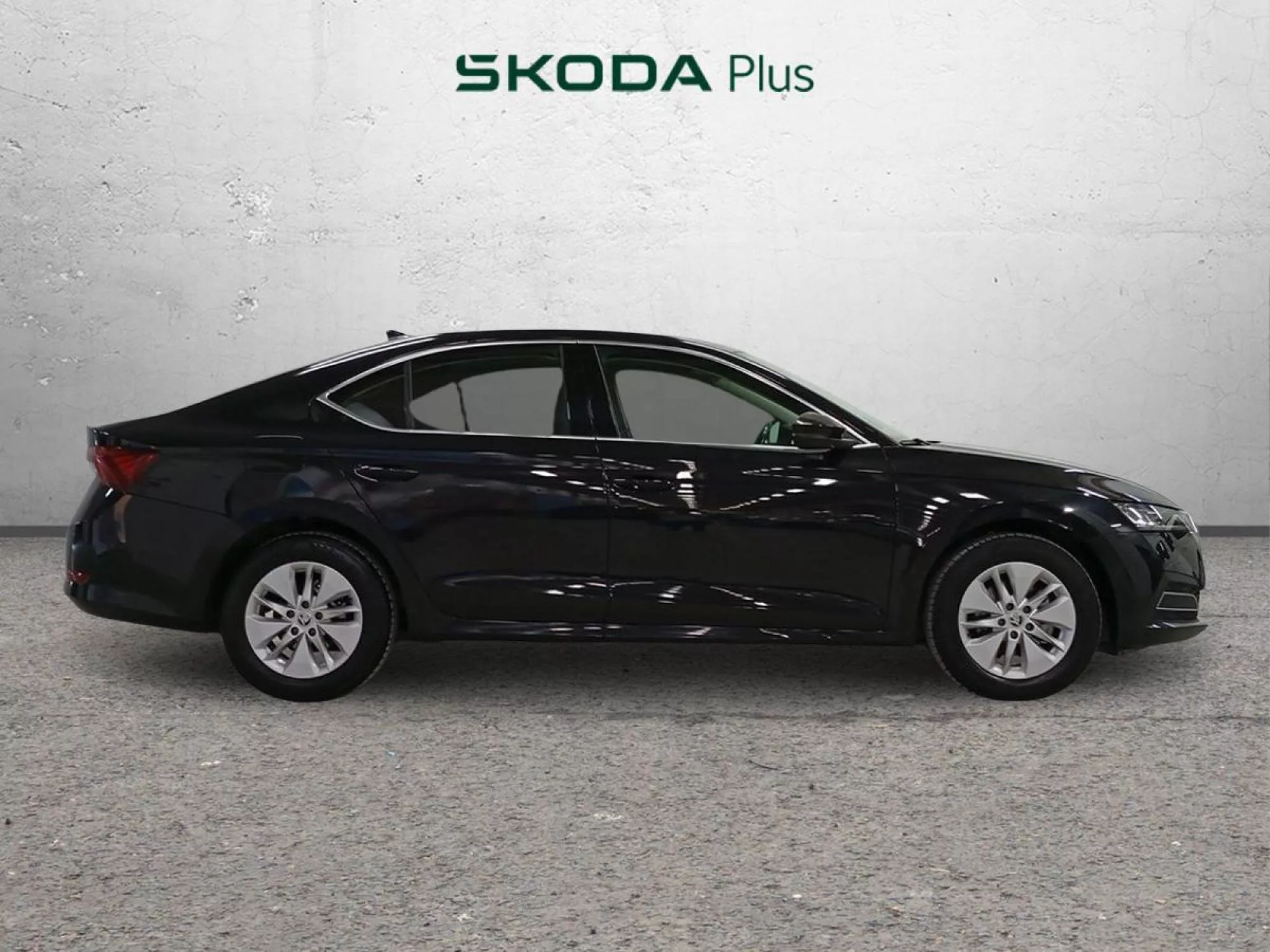 SKODA OCTAVIA Diesel 2023 segunda-mano Jaén