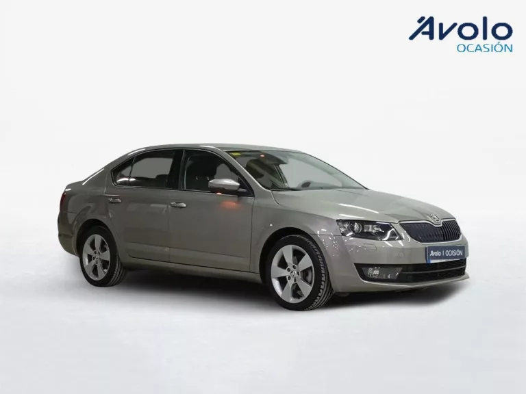 SKODA OCTAVIA Gasolina 2014 segunda-mano Jaén