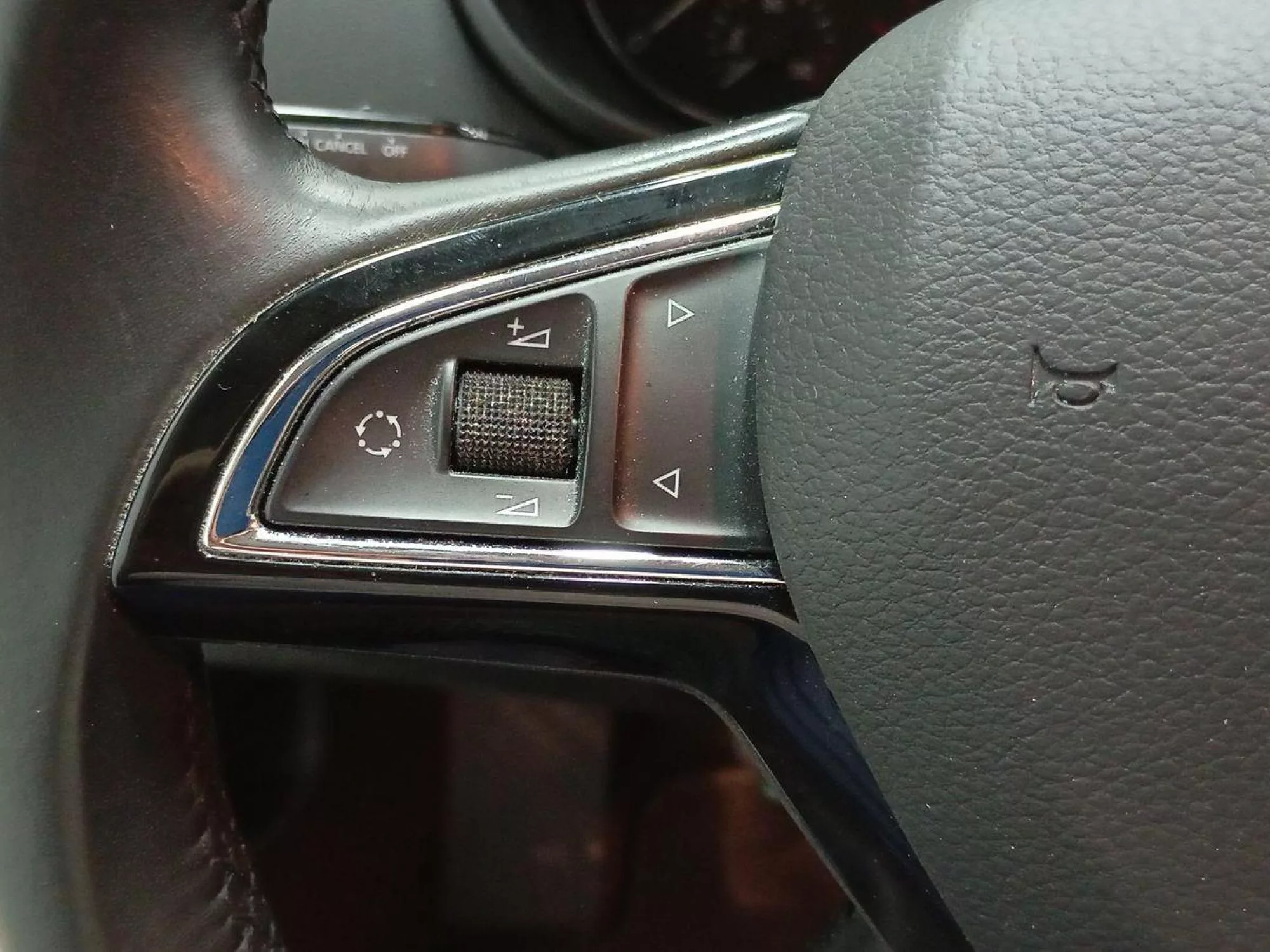 SKODA OCTAVIA Gasolina 2014 segunda-mano Jaén