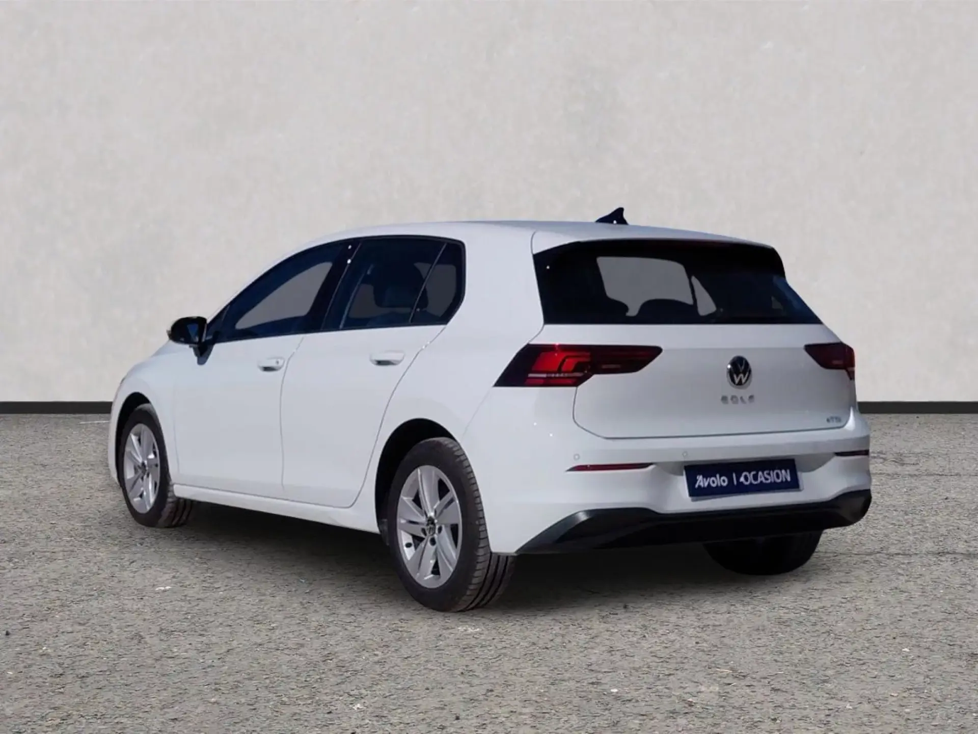 VOLKSWAGEN GOLF Hibrido 2025 segunda-mano Jaén