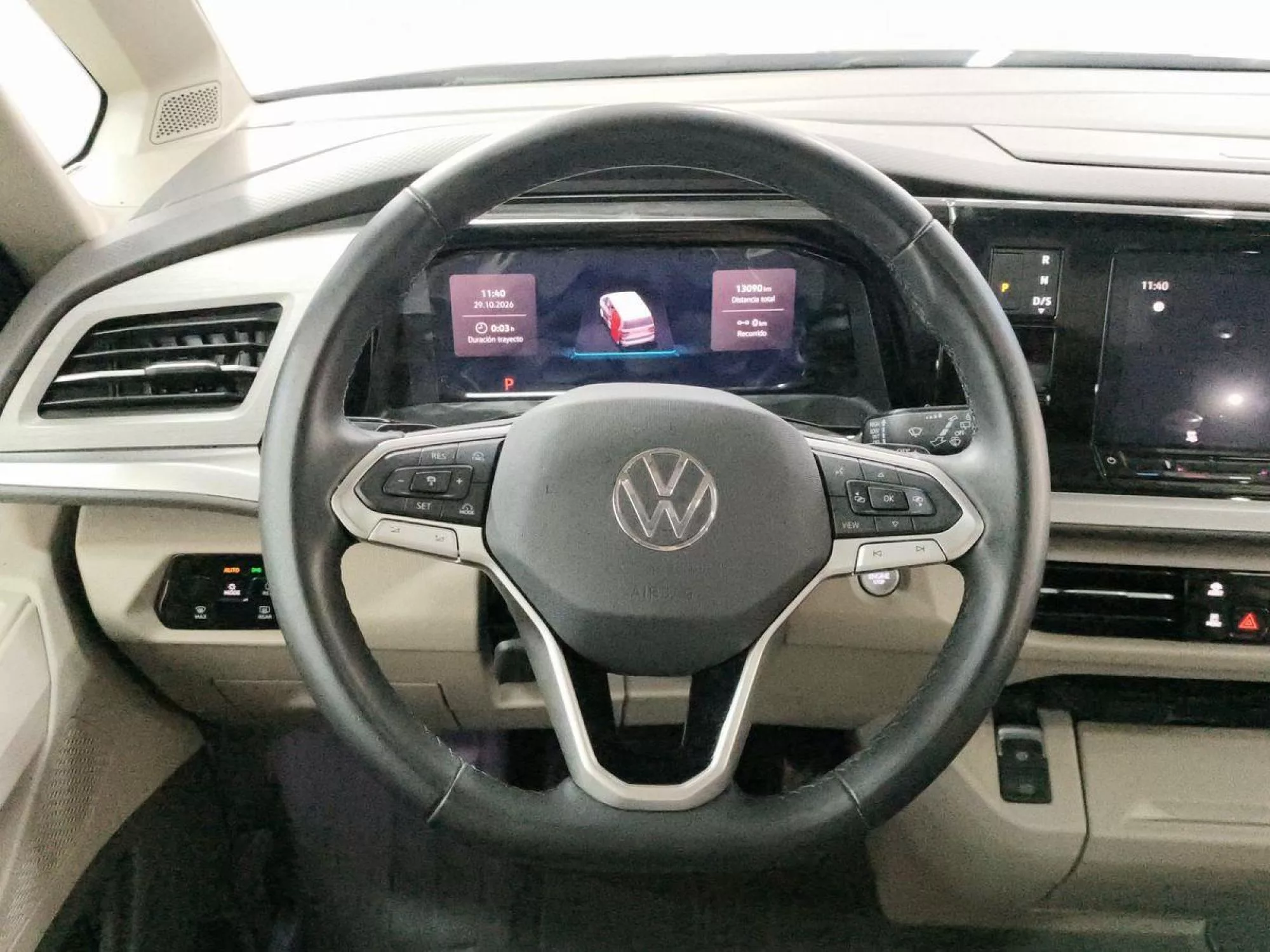VOLKSWAGEN MULTIVAN Hibrido enchufable 2026 km 0 Jaén