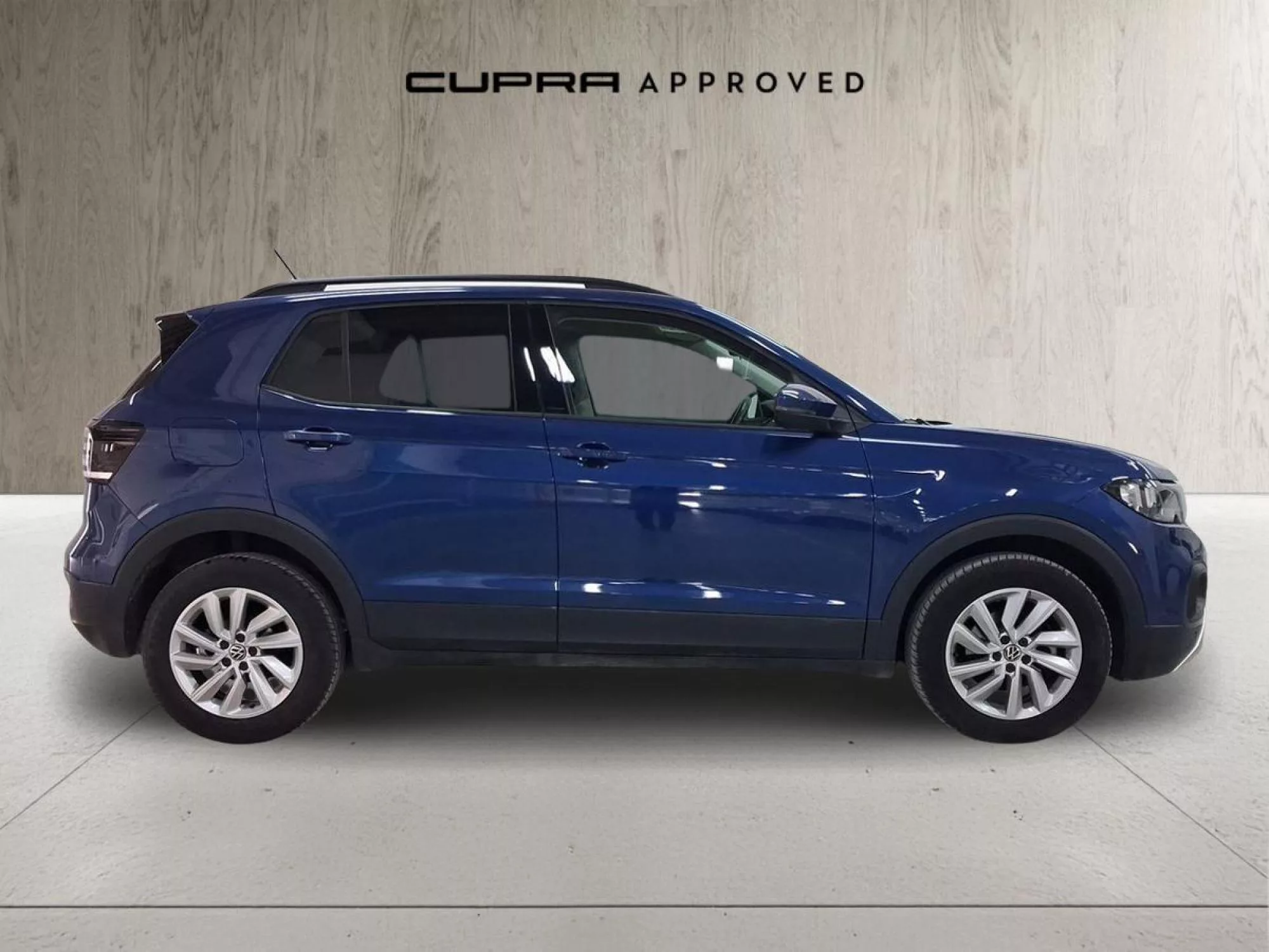 VOLKSWAGEN T-CROSS Gasolina 2022 segunda-mano Jaén