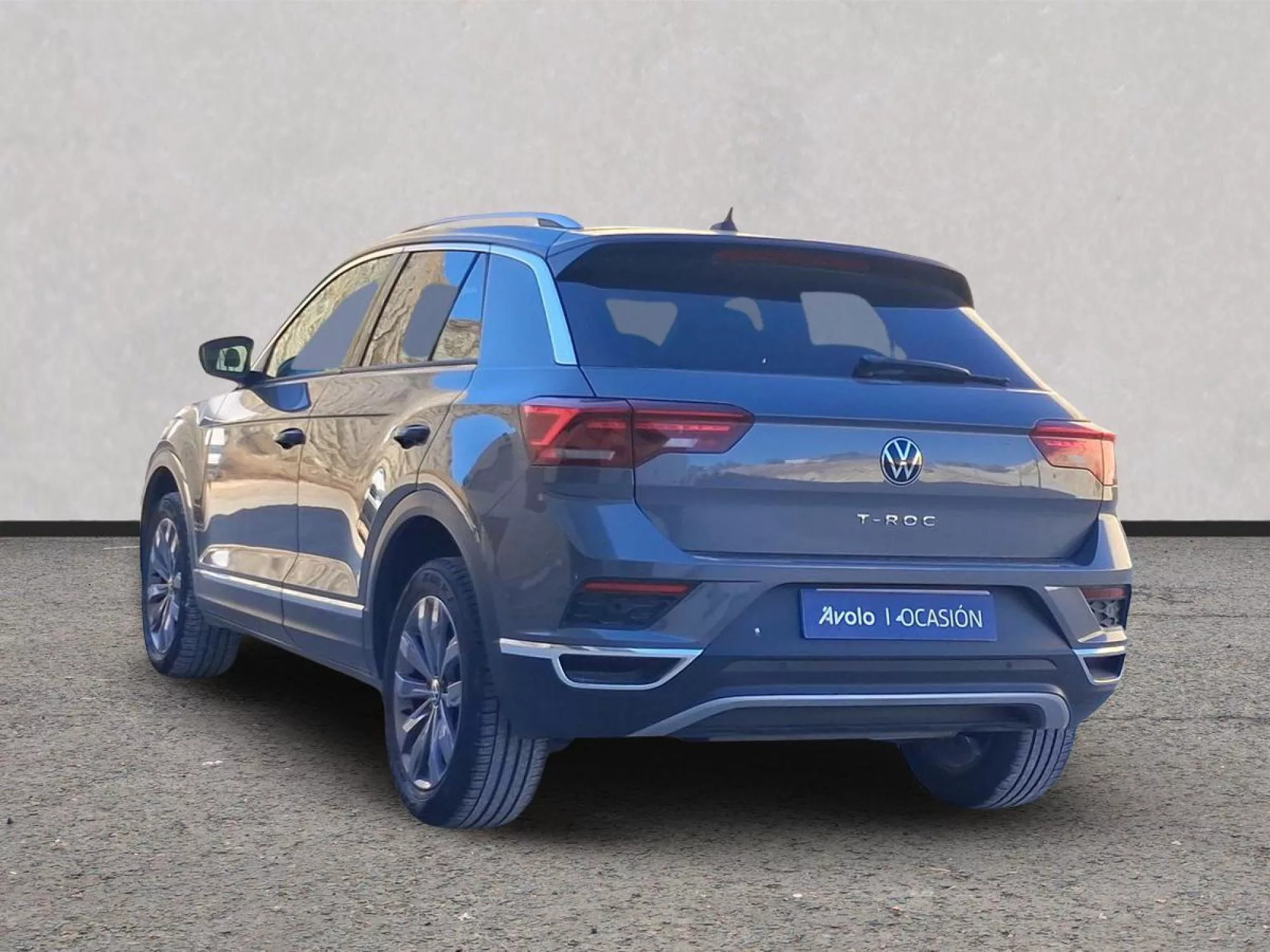 VOLKSWAGEN T-ROC Gasolina 2021 segunda-mano Jaén