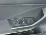 VOLKSWAGEN T-ROC Gasolina 2023 segunda-mano Jaén