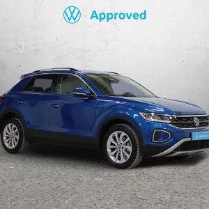 VOLKSWAGEN T-ROC Gasolina 2023 segunda-mano Jaén