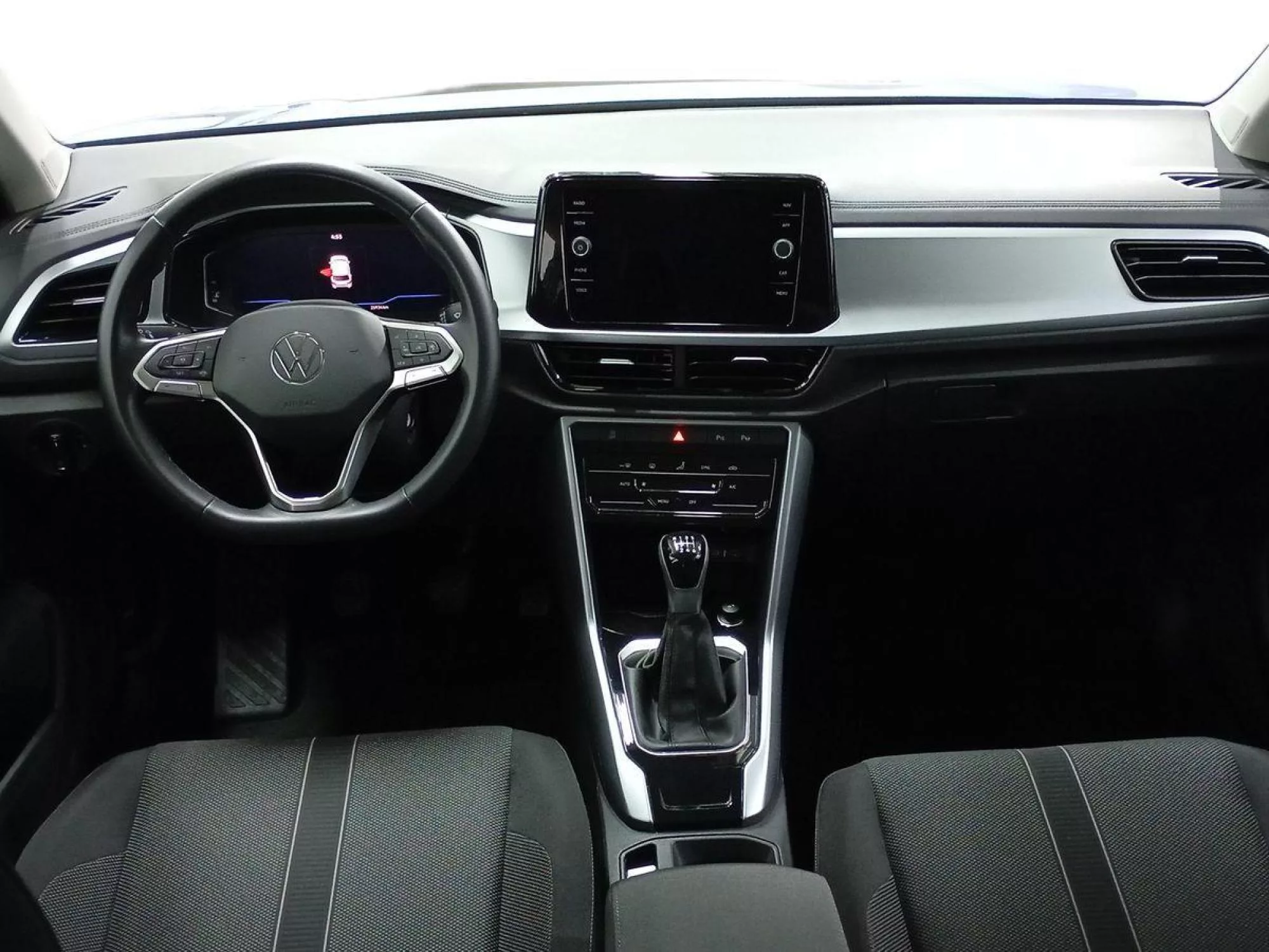 VOLKSWAGEN T-ROC Gasolina 2023 segunda-mano Jaén
