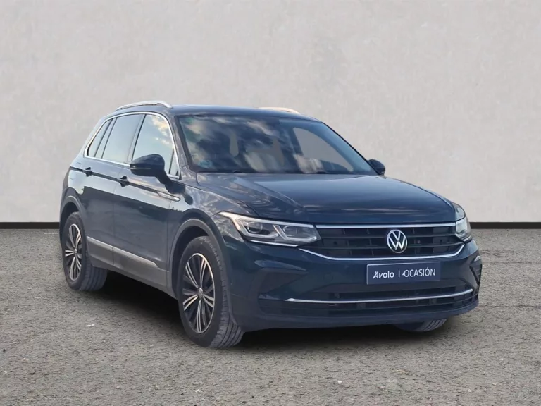 VOLKSWAGEN TIGUAN Gasolina 2022 segunda-mano Jaén
