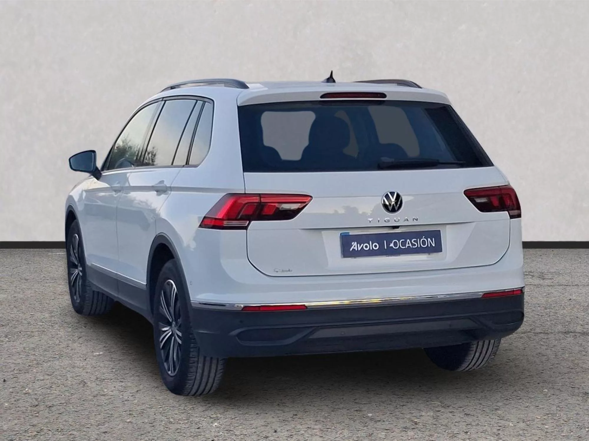 VOLKSWAGEN TIGUAN Gasolina 2022 segunda-mano Jaén
